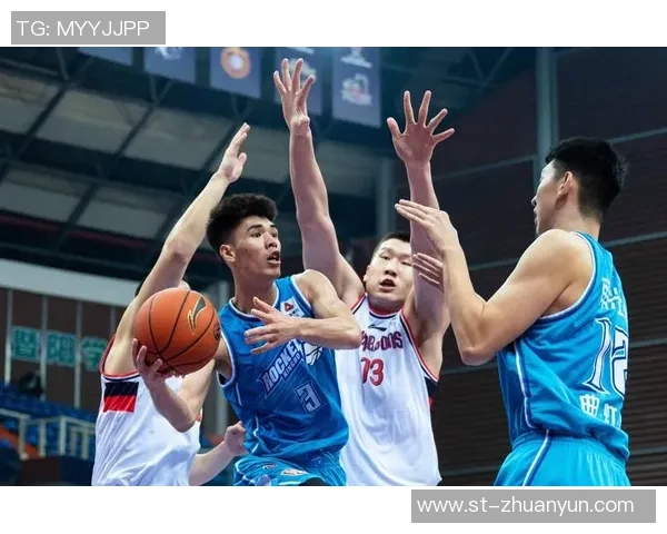 广州篮球队技术解析：从战术布局到球员配合的全面剖析